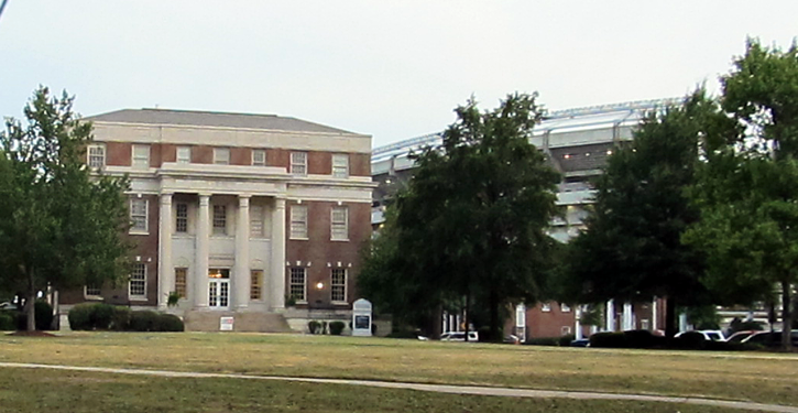 University of Alabama | http://bit.ly/2bKdj3p