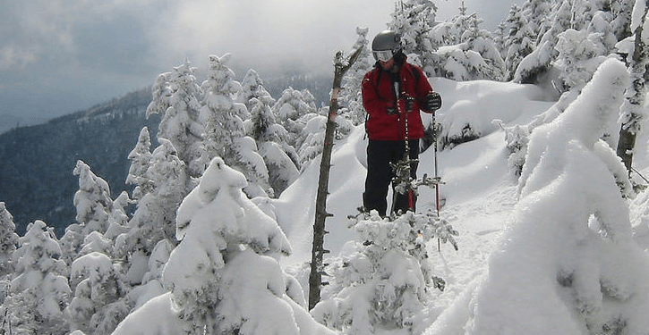 Skiing Vermont | http://bit.ly/2gTvKqY