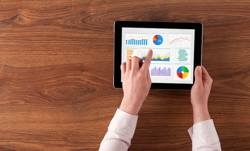 New Credit Sesame data shows impact of economy amid COVID-19 hero banner