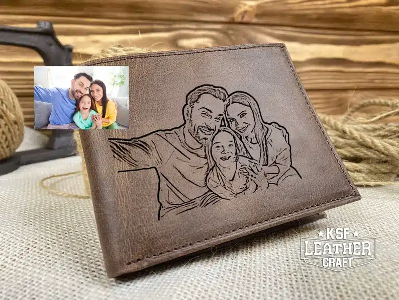 Personalized gift ideas - engraved wallet