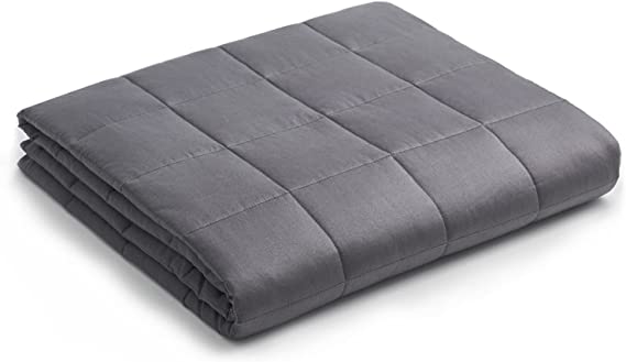 Weighted blanket. Beauty and wellness gift ideas.