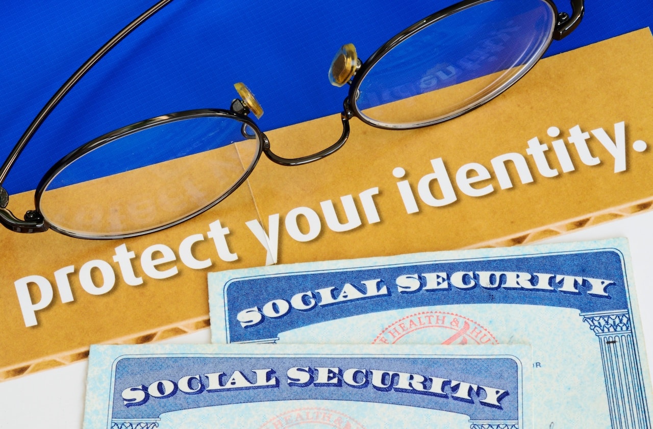 avoid tax identity theft